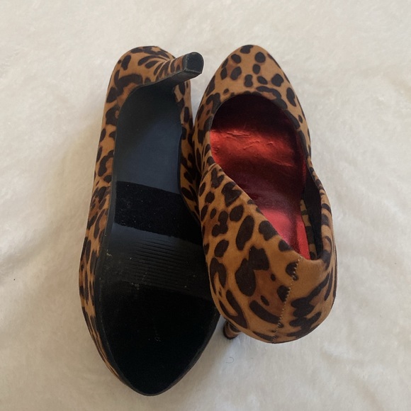 It’s - Picture 4 of 5